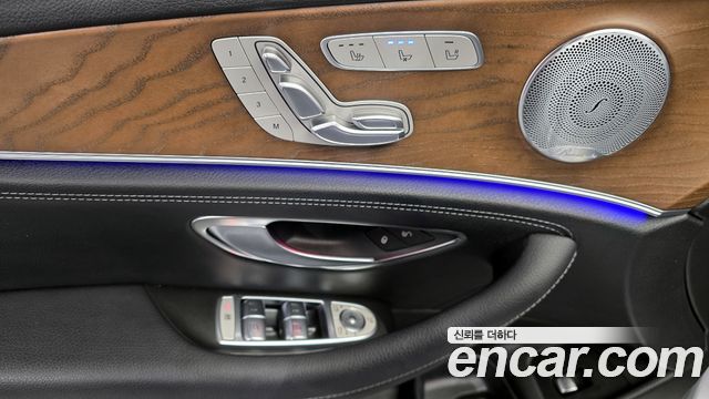 Mercedes-Benz E-Class E300 Exclusive