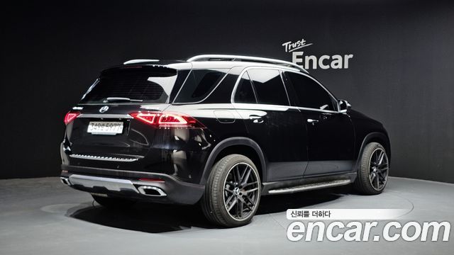 Mercedes-Benz GLE-Class GLE300d 4MATIC