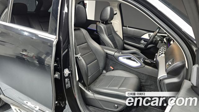 Mercedes-Benz GLE-Class GLE300d 4MATIC