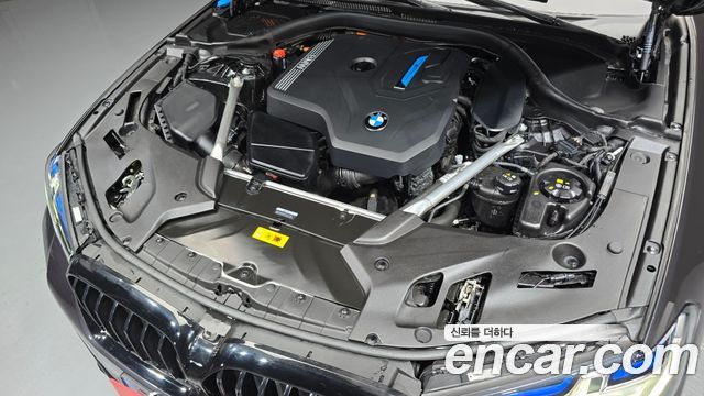 BMW 5-Series 530e M Sport