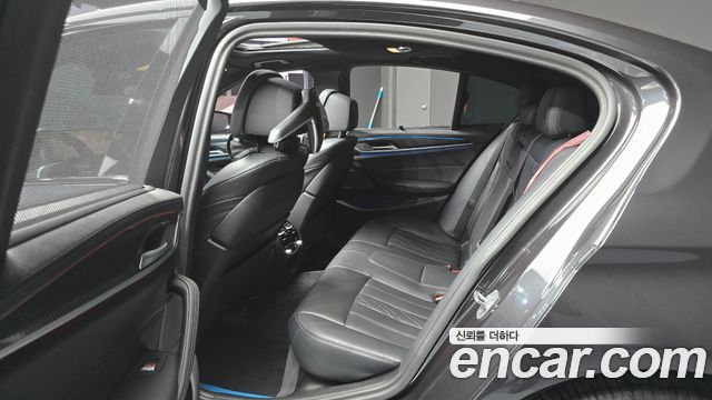 BMW 5-Series 530e M Sport