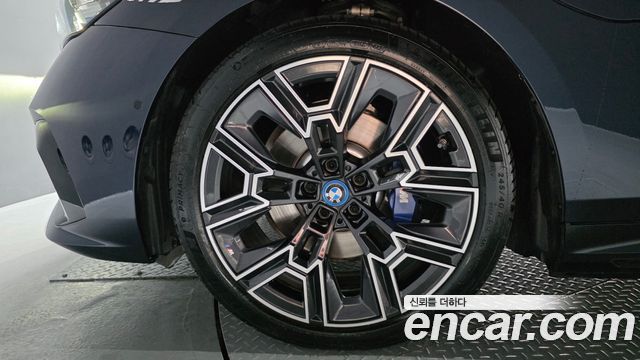 BMW 5-Series 530e M Sport