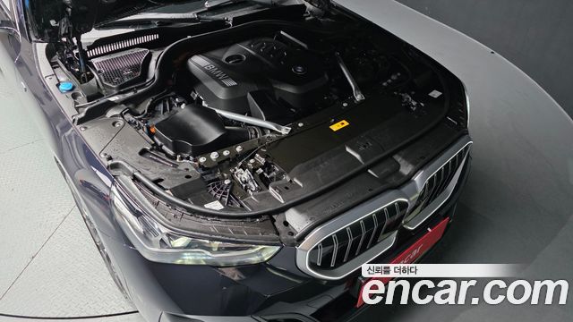 BMW 5-Series 530e M Sport