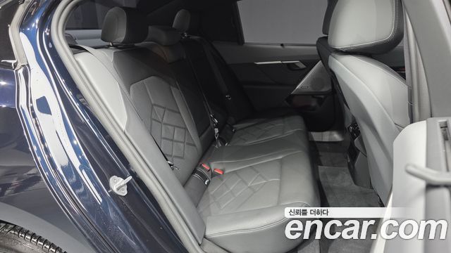 BMW 5-Series 530e M Sport