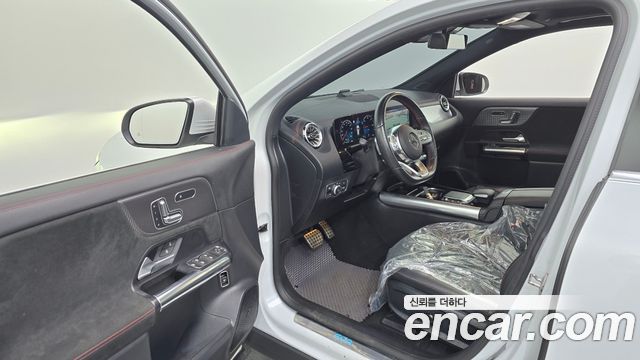 Mercedes-Benz EQA EQA250 AMG Package