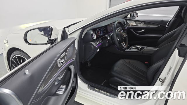Mercedes-Benz CLS-Class CLS400d 4MATIC AMG Line