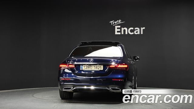 Mercedes-Benz E-Class E350 4MATIC AMG Line