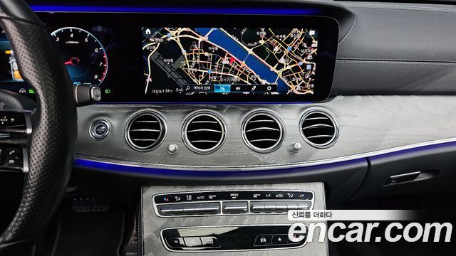 Mercedes-Benz E-Class E350 4MATIC AMG Line