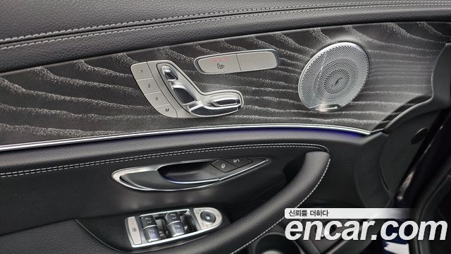 Mercedes-Benz E-Class E350 4MATIC AMG Line