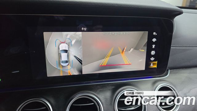 Mercedes-Benz E-Class E220d 4MATIC AMG Line