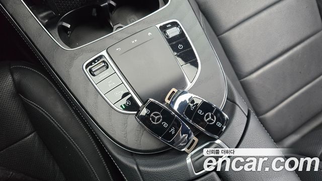 Mercedes-Benz E-Class E220d 4MATIC AMG Line