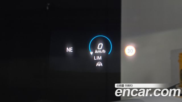 Mercedes-Benz E-Class E220d 4MATIC AMG Line