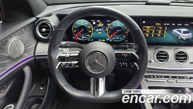 Mercedes-Benz E-Class E350 4MATIC AMG Line