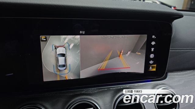 Mercedes-Benz E-Class E350 4MATIC AMG Line
