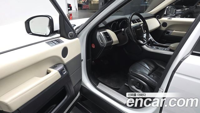 Land Rover Range Rover Sport 3.0 SDV6 HSE