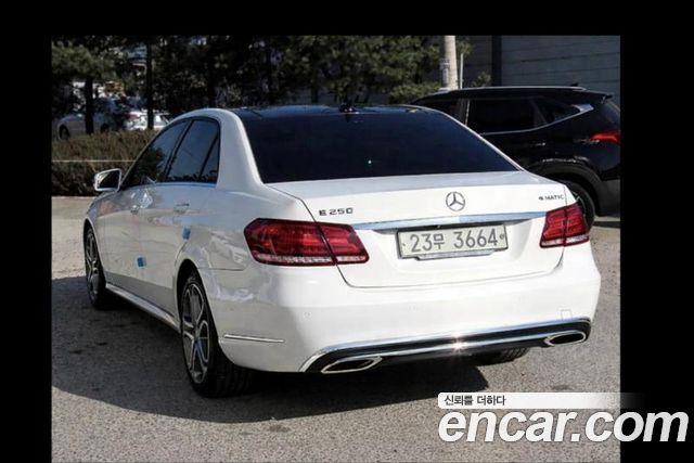 Mercedes-Benz E-Class E250 BlueTec 4MATIC AV