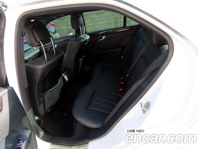 Mercedes-Benz E-Class E250 BlueTec 4MATIC AV