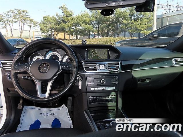Mercedes-Benz E-Class E250 BlueTec 4MATIC AV