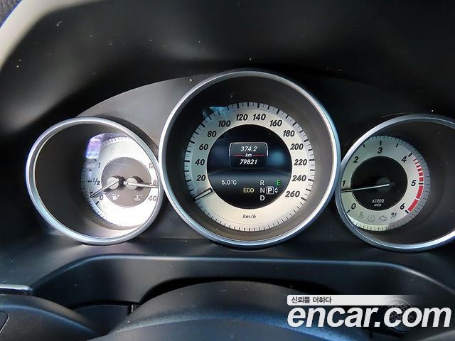 Mercedes-Benz E-Class E250 BlueTec 4MATIC AV