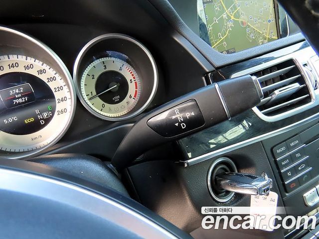Mercedes-Benz E-Class E250 BlueTec 4MATIC AV