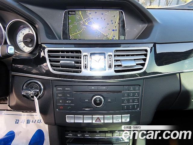 Mercedes-Benz E-Class E250 BlueTec 4MATIC AV