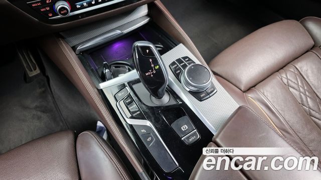 BMW 5-Series 530i xDrive M Sport Package Plus