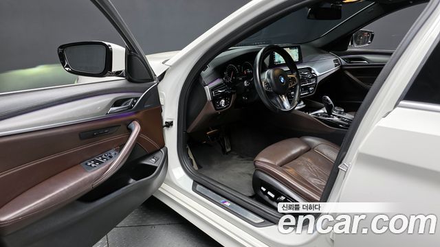 BMW 5-Series 530i xDrive M Sport Package Plus