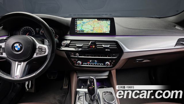BMW 5-Series 530i xDrive M Sport Package Plus