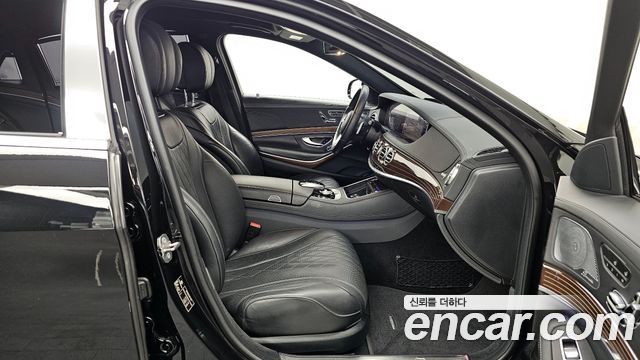 Mercedes-Benz S-Class Maybach S560 4MATIC