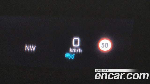 Mercedes-Benz E-Class E300 4MATIC Exclusive