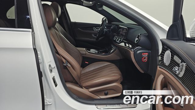 Mercedes-Benz E-Class E450 4MATIC Exclusive
