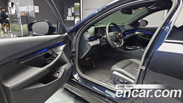 BMW 5-Series 520i M Sport
