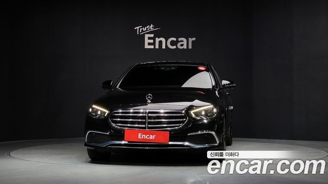 Mercedes-Benz E-Class E300e 4MATIC Exclusive