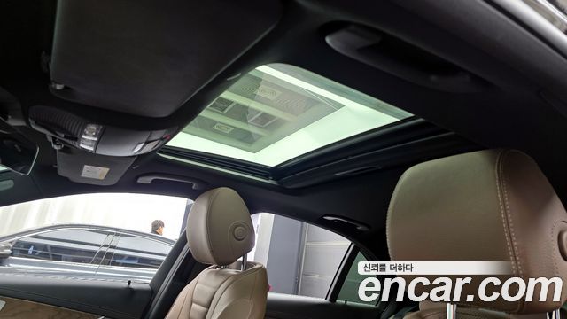 Mercedes-Benz E-Class E300e 4MATIC Exclusive