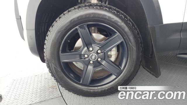 Land Rover Defender 110 D250 SE