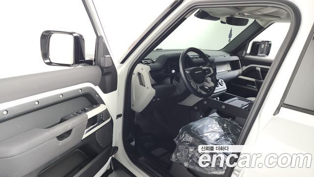 Land Rover Defender 110 D250 SE
