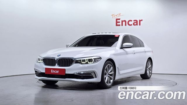BMW 5-Series 520i Luxury