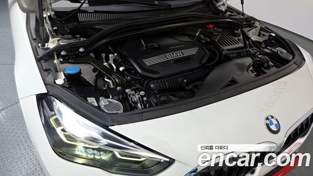BMW 2-Series 220i Advantage