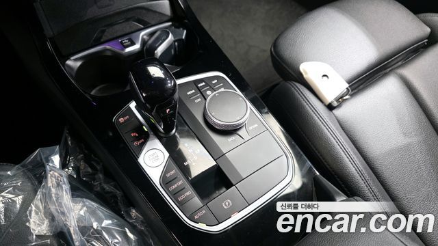BMW 2-Series 220i Advantage