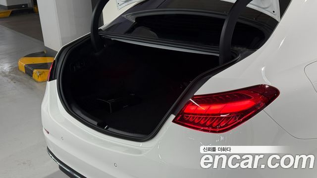 Mercedes-Benz C-Class C200 Avantgarde