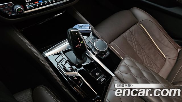 BMW 5-Series 530i M Sport Package