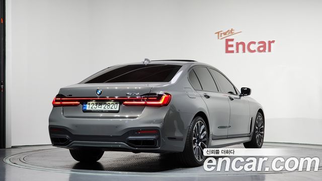 BMW 7-Series 730d xDrive M Sport