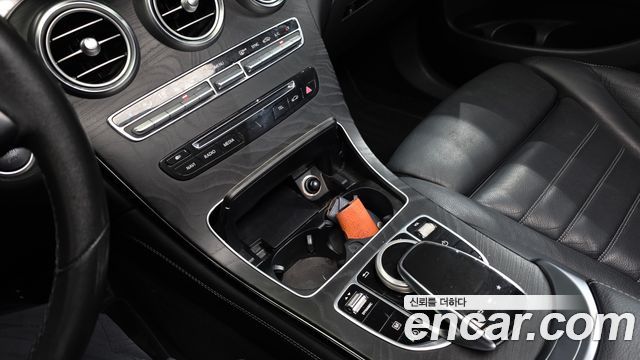 Mercedes-Benz GLC-Class GLC220 d 4MATIC Premium