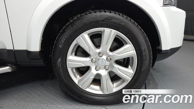 Land Rover Discovery 3.0 SDV6 SE