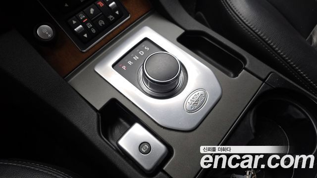 Land Rover Discovery 3.0 SDV6 SE
