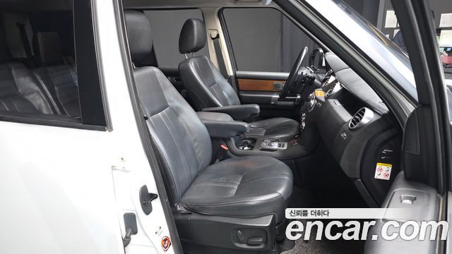Land Rover Discovery 3.0 SDV6 SE