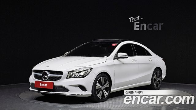 Mercedes-Benz CLA-Class CLA250 4MATIC