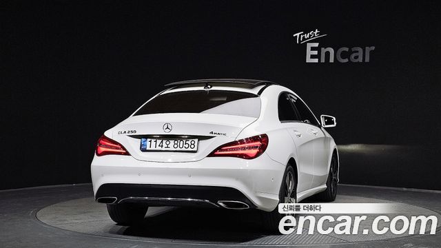 Mercedes-Benz CLA-Class CLA250 4MATIC