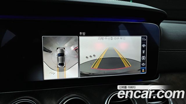 Mercedes-Benz E-Class E300 4MATIC Exclusive