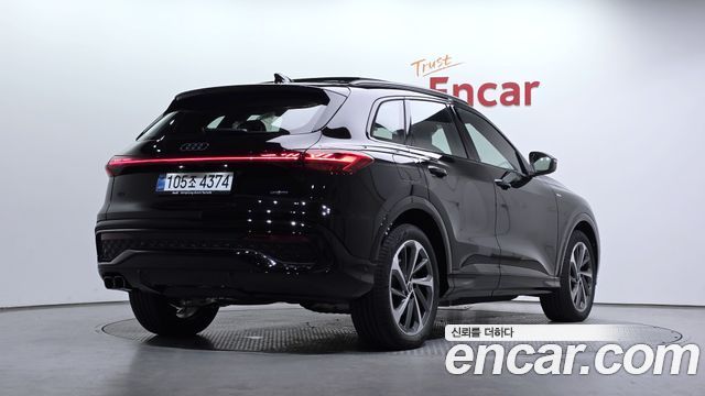 Audi Q5 40 TDI Quattro S Line Black Edition